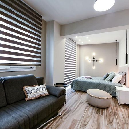 Adell Luxury Apartments 卡瓦拉 外观 照片