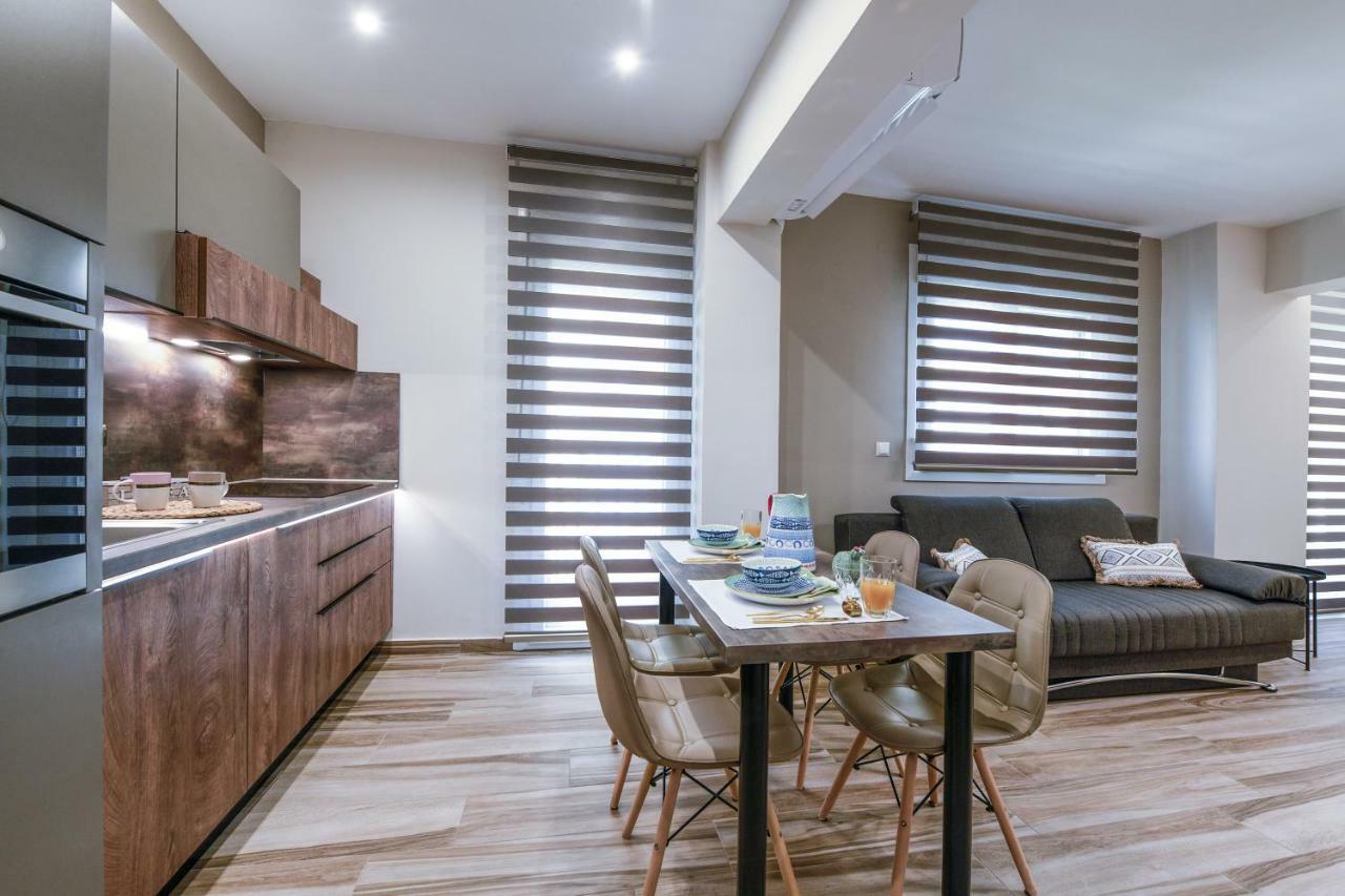 Adell Luxury Apartments 卡瓦拉 外观 照片