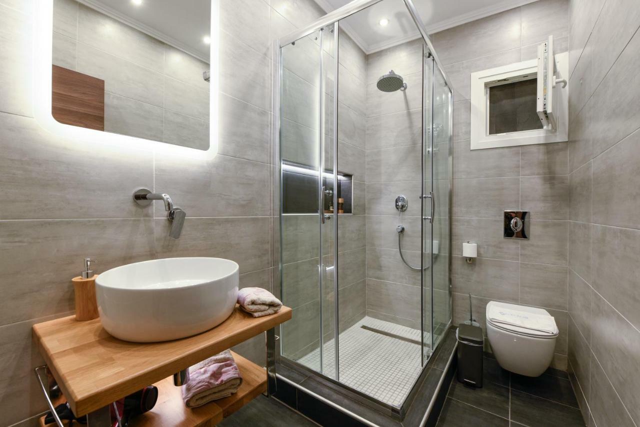 Adell Luxury Apartments 卡瓦拉 外观 照片